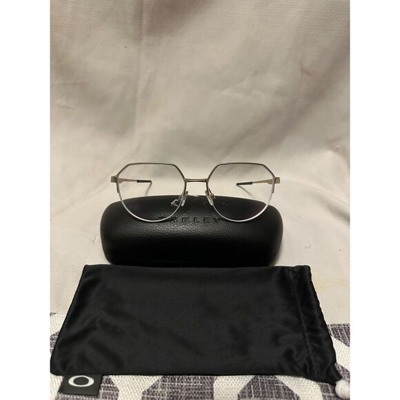 New Without Box Oakley OX3247 0452 Satin Light Gold INNER FOIL Glasses 52/17/140 - Picture 1 of 3